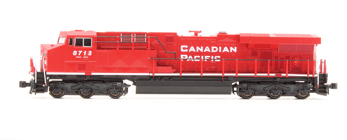 Pre-Owned 176-8904 ES44AC Diesel Locomotive Canadian Pacific - Road #8713