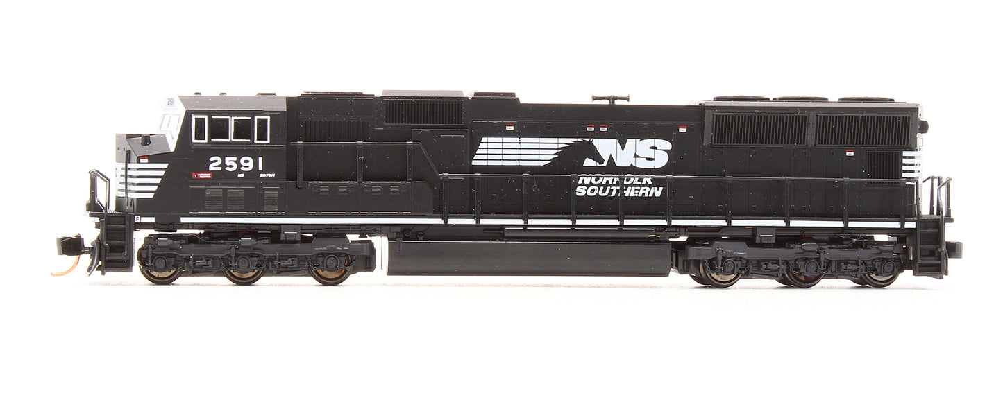 Pre-Owned 176-7501 SD70M Diesel Locomotive Norfolk Southern - Road #2591