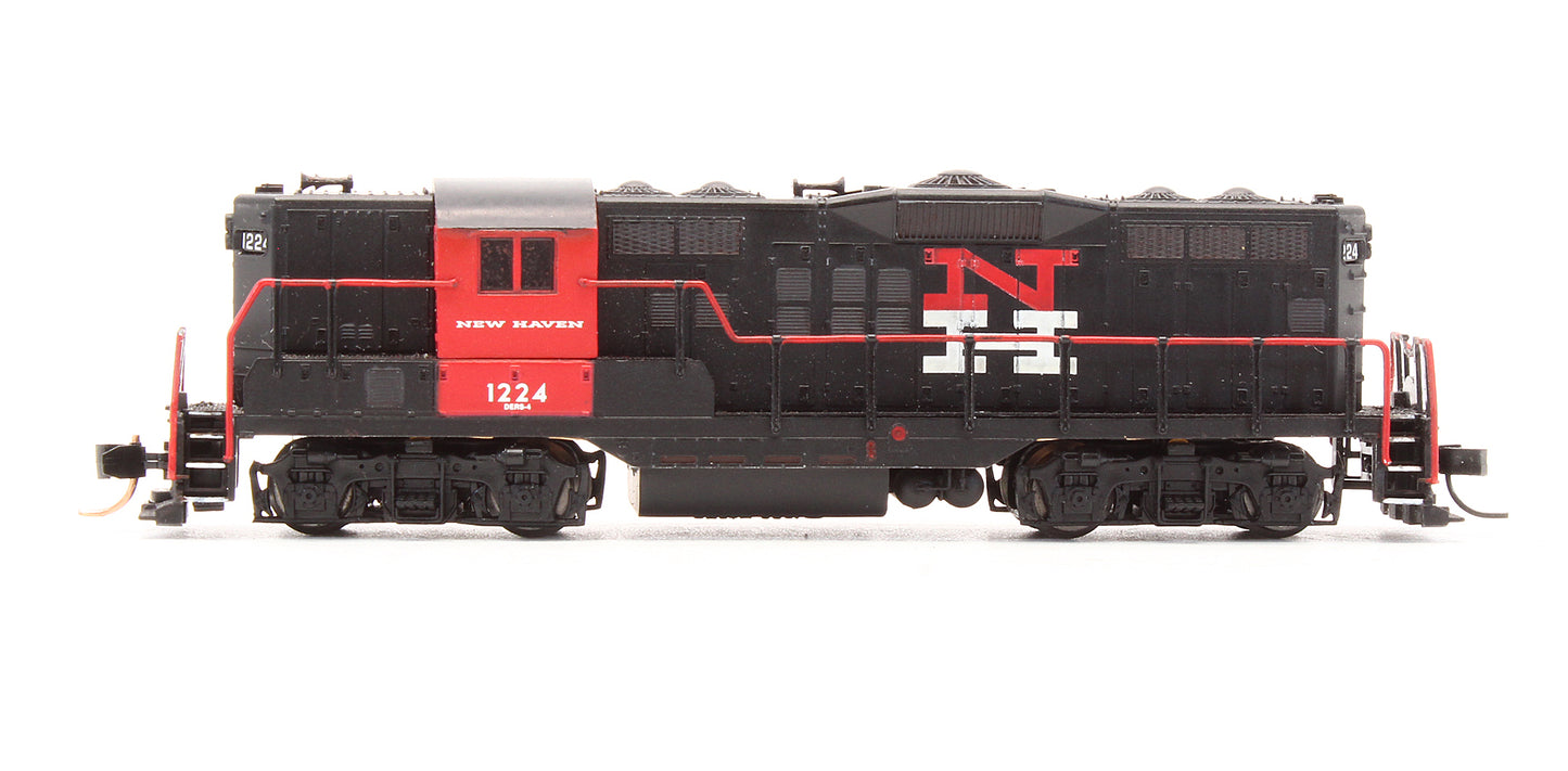 Pre-Owned 48324 GP9 Ph.2 Diesel Locomotive New Haven - Road #1224