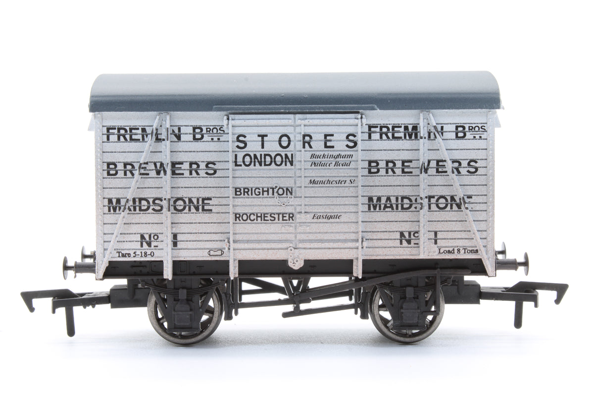 Pre-Owned 'Fremlin Bros Brewers' Vent Van (Weathered) - Limited Edition