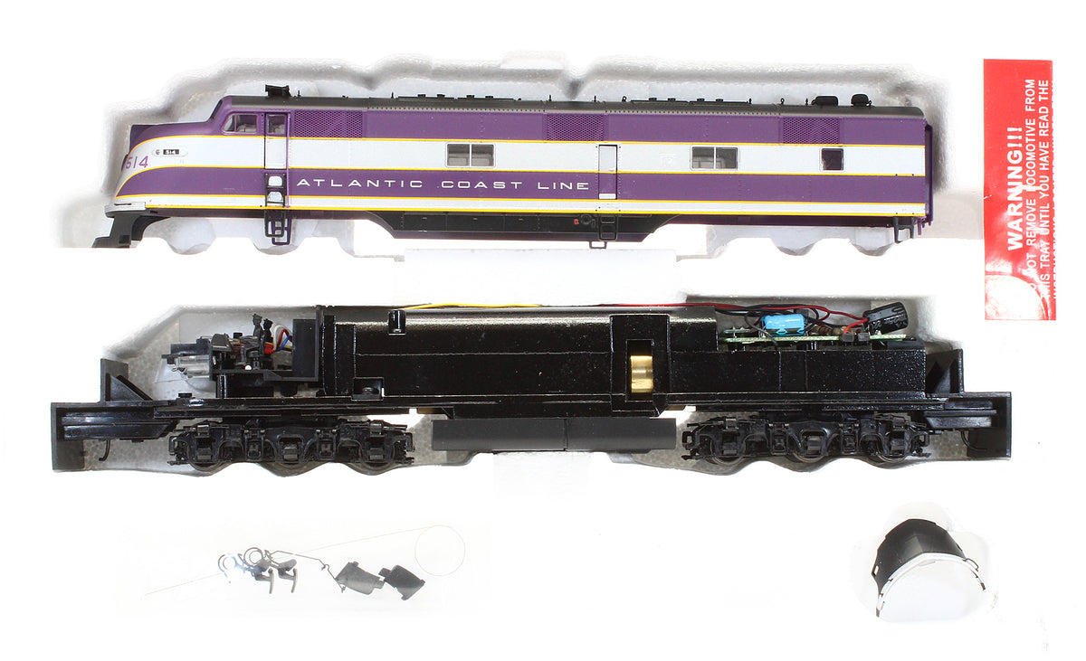 Pre-Owned E6 Diesel Locomotive - Atlantic Coast Line - Road #514