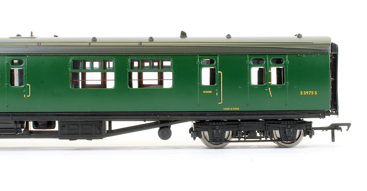 Pre-Owned 63ft Bulleid Semi-Open Brake 2nd Coach BR (SR) Green S3975S