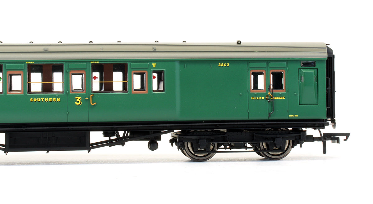 Pre-Owned R4339A SR Maunsell 6 Compartment Brake Coach '2802'