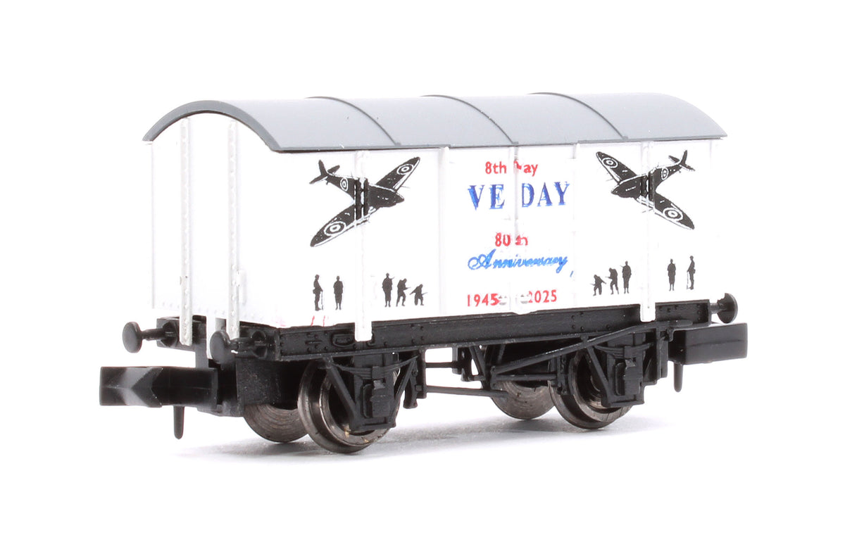 Gunpowder Van VE Day 80th Anniversary Airforce