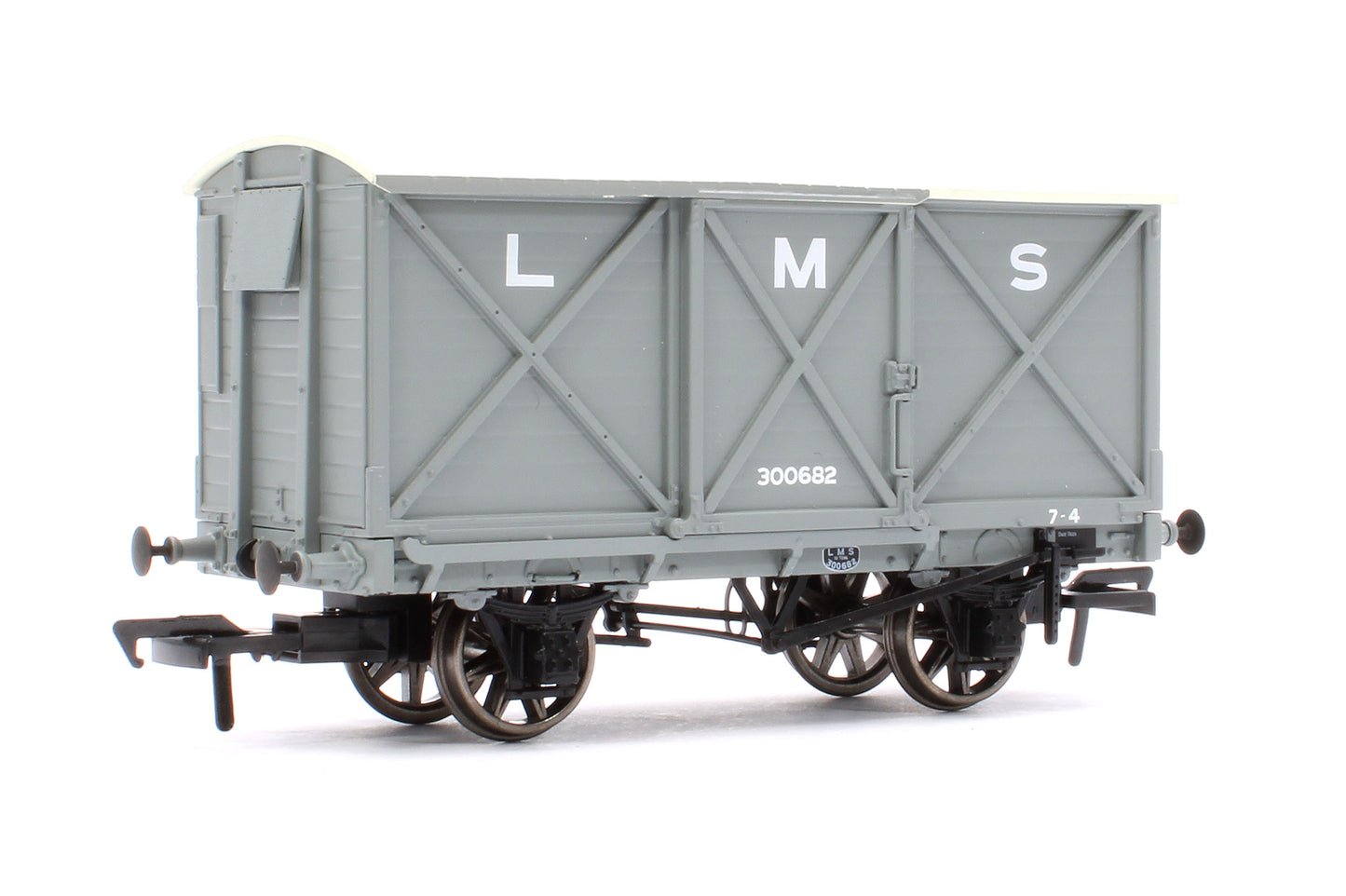 Caledonian Railway Dia.67 10t Van - LMS (pre-36) No.300682