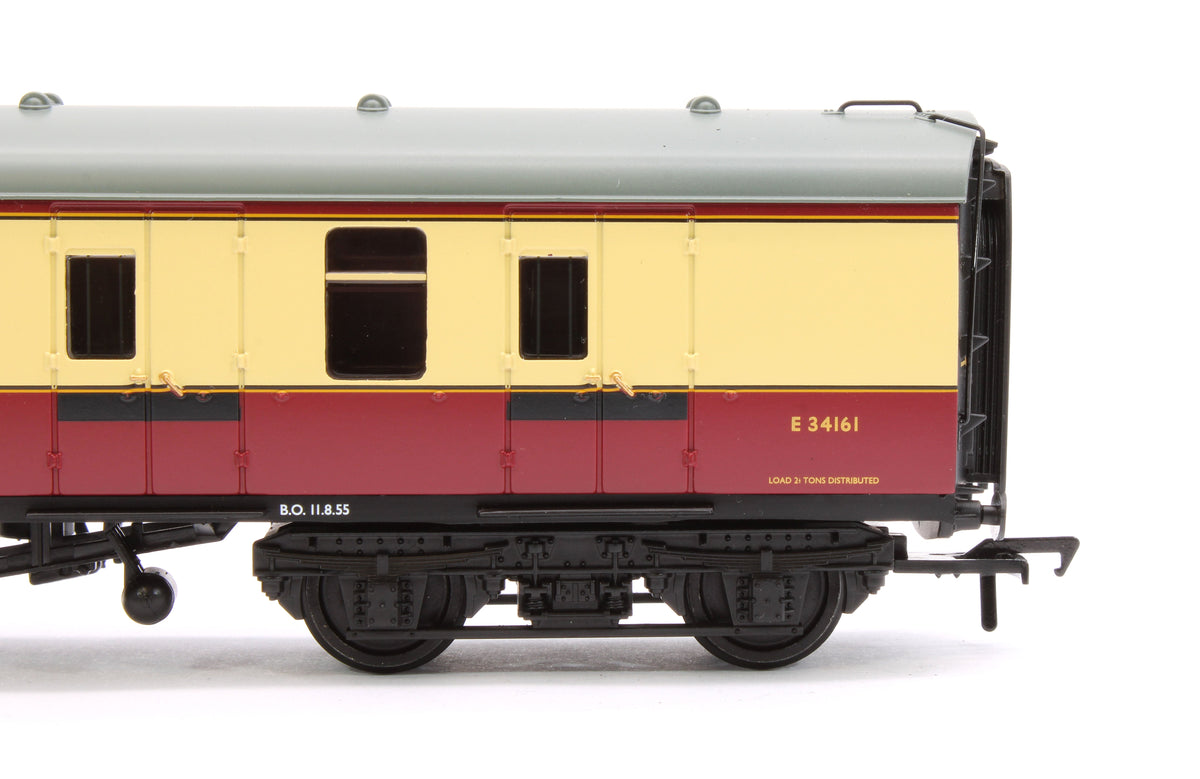 Pre-Owned BR Mk1 BSK Brake Second Corridor BR Crimson & Cream No.E34161