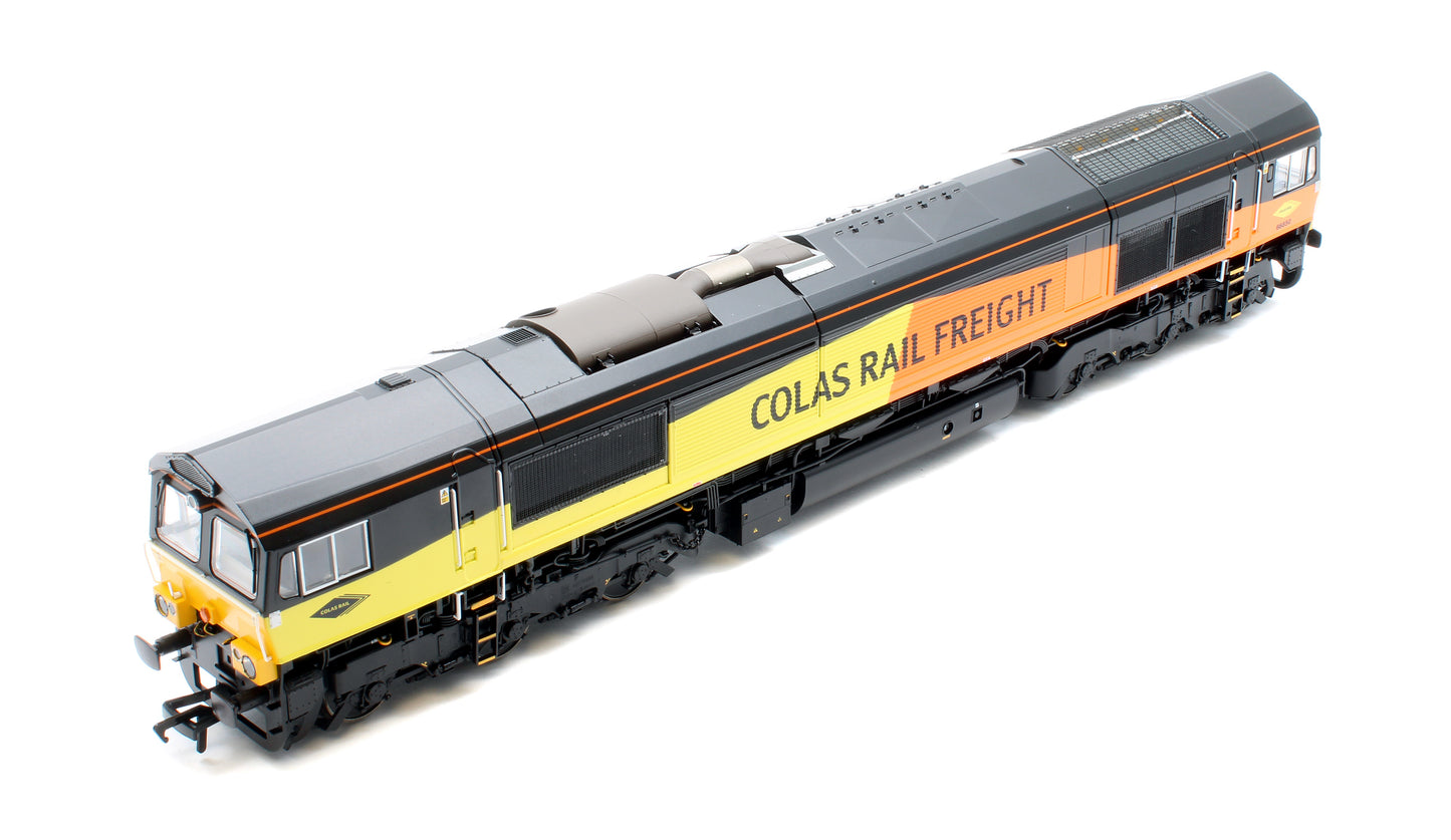 Class 66/8 66850 'David Maidment OBE' Colas Rail Freight Diesel Locomotive