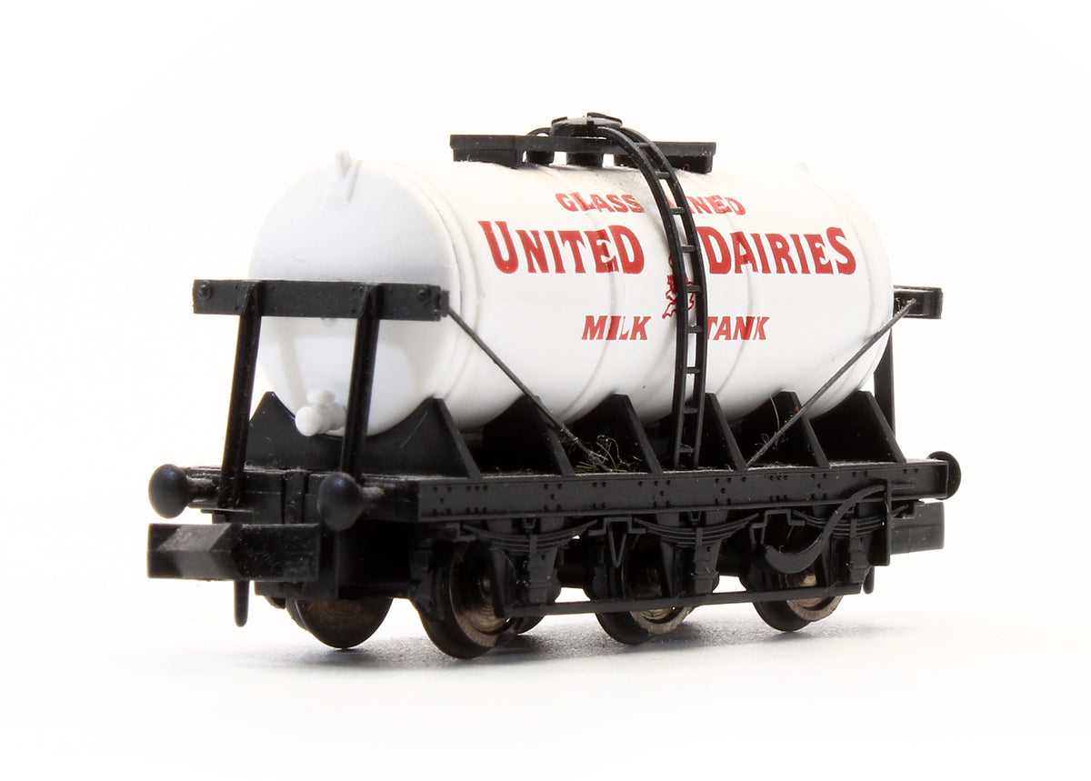 Pre-Owned 2F-031-001 6 Wheel Milk Tanker 'United Dairies'