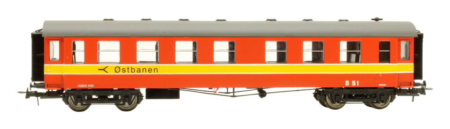 Pre-Owned 5025 Ostbanen 'B 51' Passenger Coach