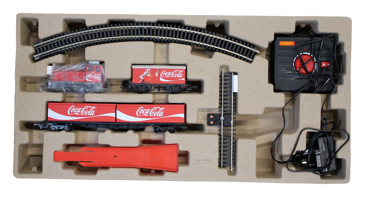 Pre-Owned R1233 Coca Cola Christmas Train Set
