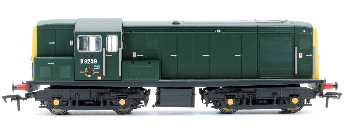 Pre-Owned D8239 BR Green Full Yellow Ends Diesel Locomotive