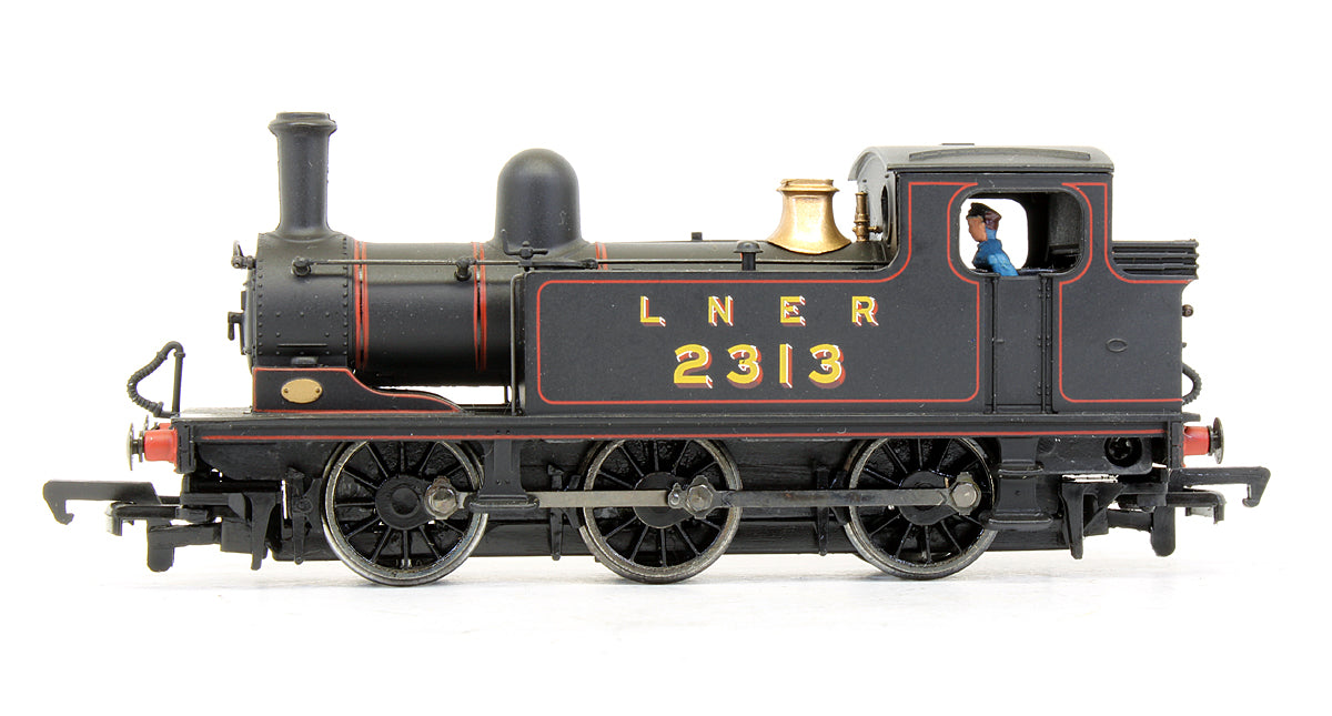 Pre-Owned LNER J72 '2313' LNER Lined Black Steam Locomotive