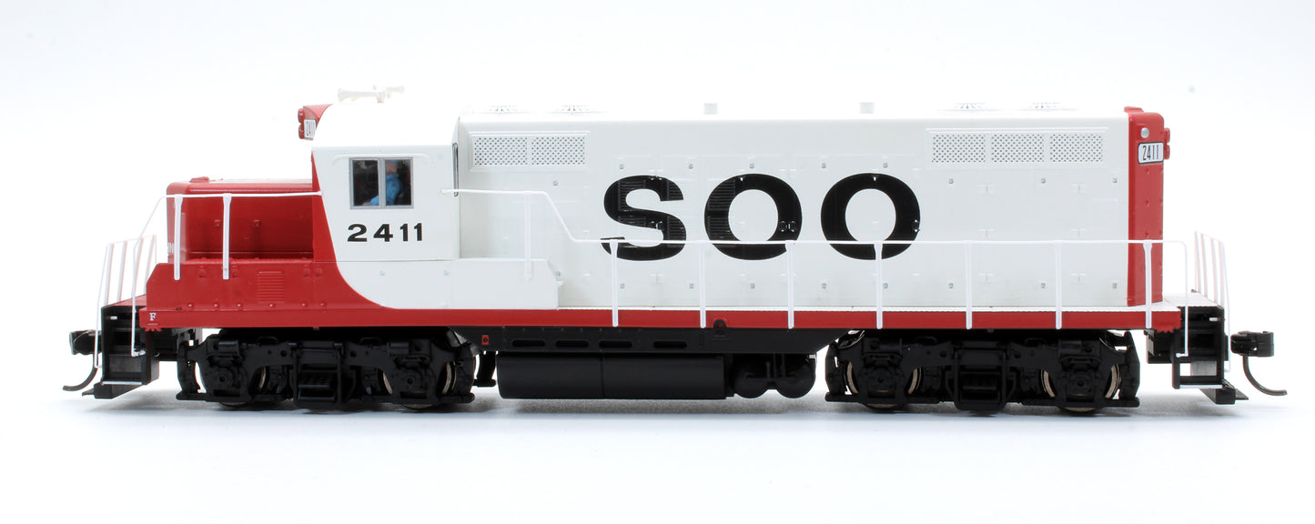 Pre-Owned EMD GP9 PhII Diesel Locomotive SOO Line - Road #2411 - DCC Sound