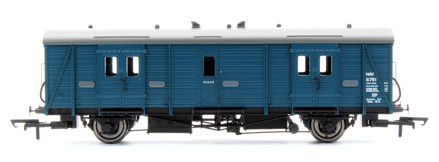 Pre-Owned R4467 BR Maunsell Passenger Brake Van C 'S751'