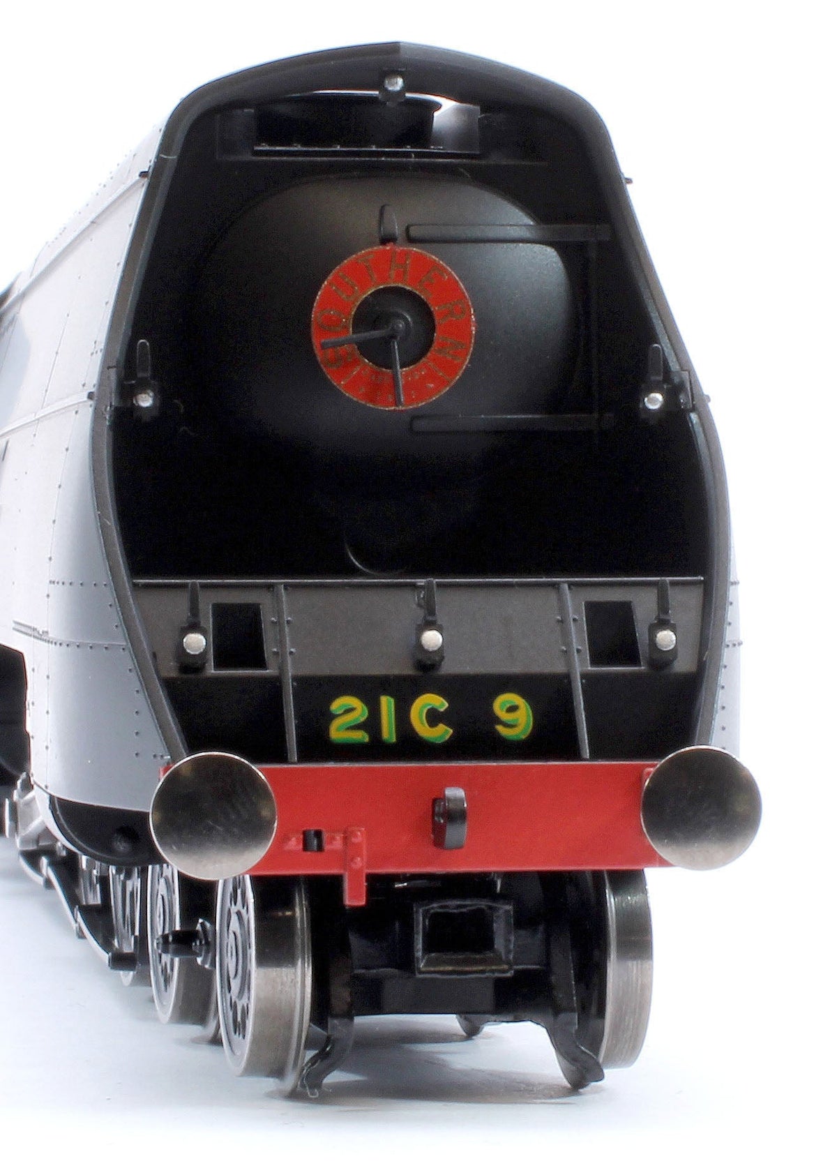 Pre-Owned R30455 SR Merchant Navy Class 4-6-2 No.21C9 'Shaw Savill' (WWII 80th Anniversary Collection) Steam Locomotive