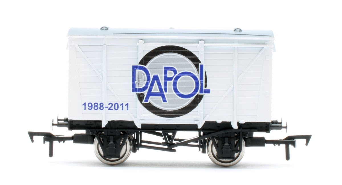 4F-011-197 Ventilated Van Dapol Logo 1988-2011