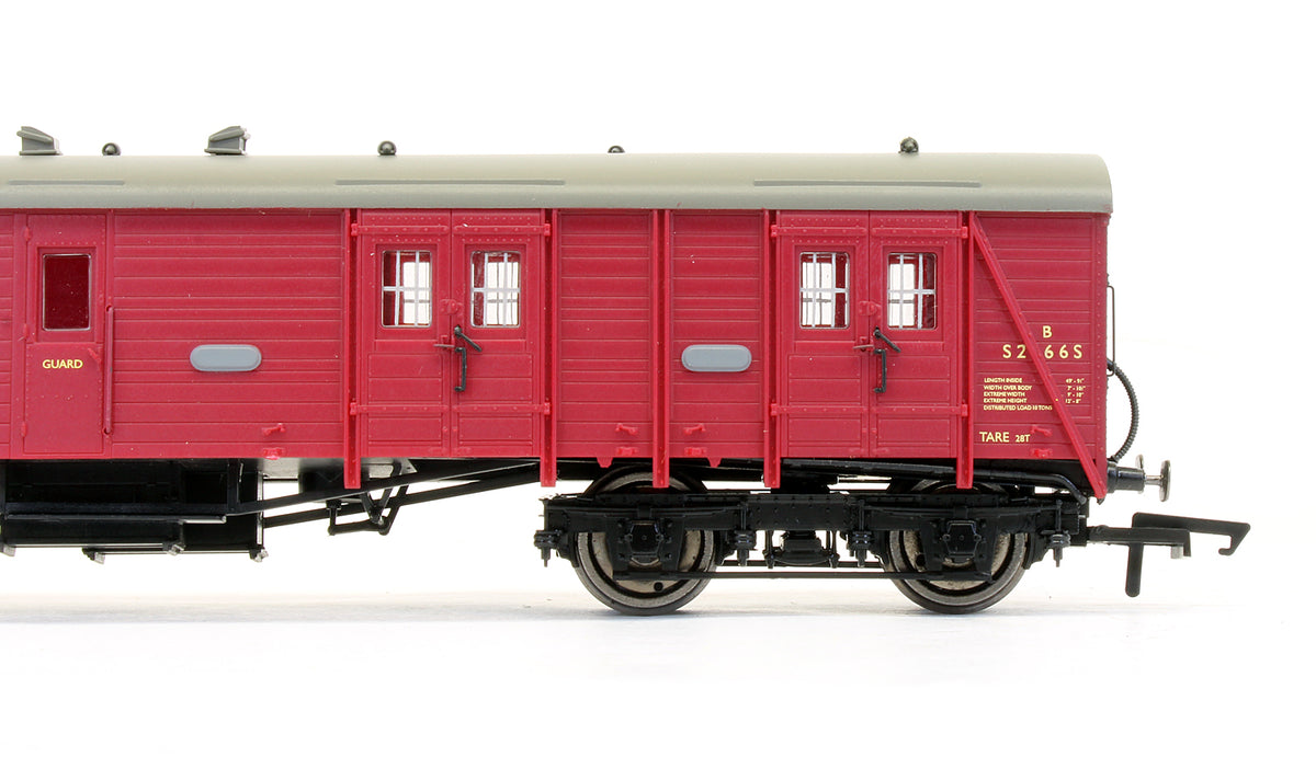 Pre-Owned R4586 BR Bogie Passenger Brake Van 'S 266 S'