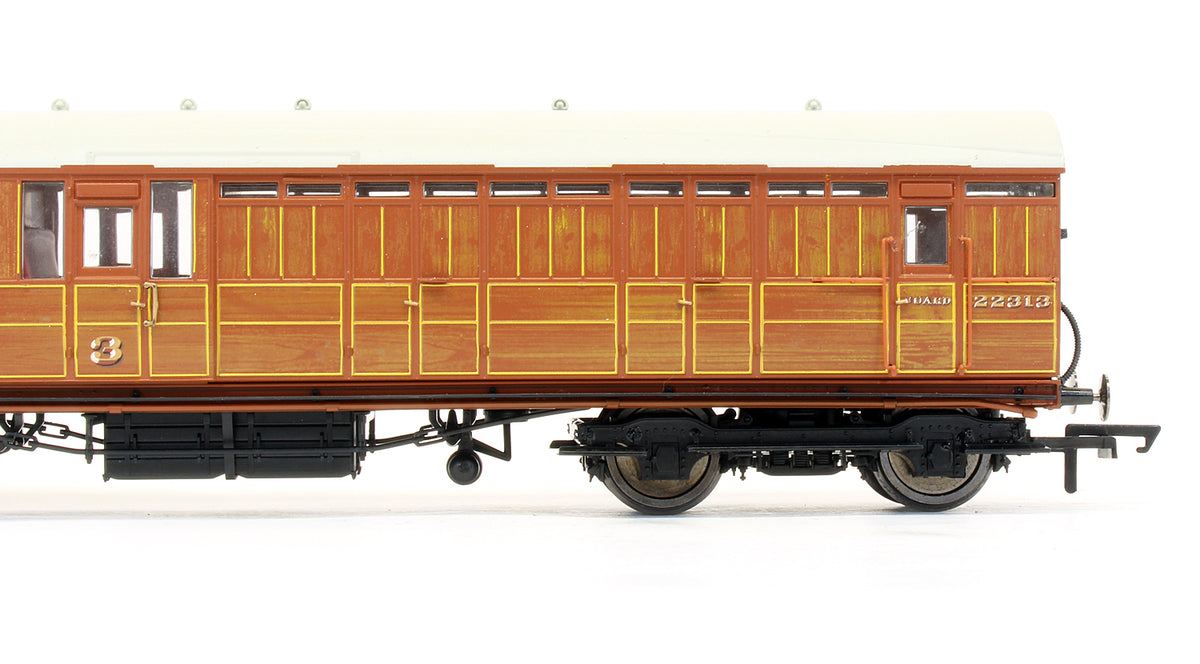 Pre-Owned LNER Gresley Suburban 3rd Class Brake Coach '22313'