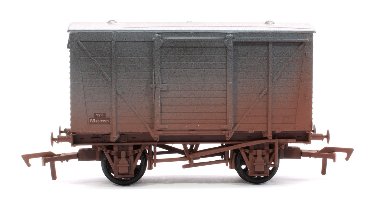 4F-011-020 Ventilated Van BR Grey M183312 Weathered