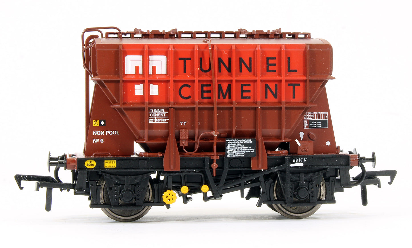 Pre-Owned 38-285 Set Of 3 Presflo 22T Cement Wagons Tunnel Cement