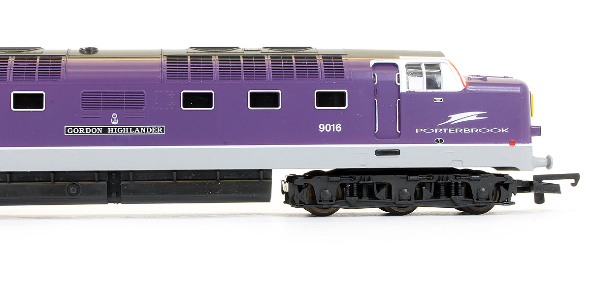 Pre-Owned L205260 Porterbrook Class 55 9016 'Gordon Highlander' Diesel Locomotive (Limited Edition)