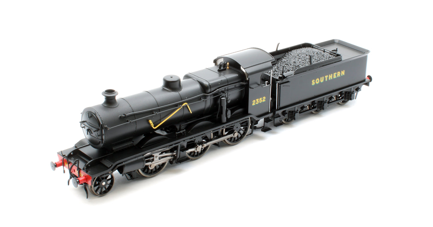 S4102-07 LB&SCR K Class 2-6-0 Southern Bulleid War Time Black No.2352 Steam Locomotive