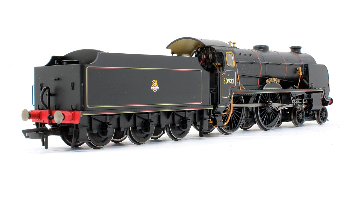 Pre-Owned BR Black 4-4-0 Schools Class 'Blundell's' 30932 Steam Locomotive (DCC Fitted)