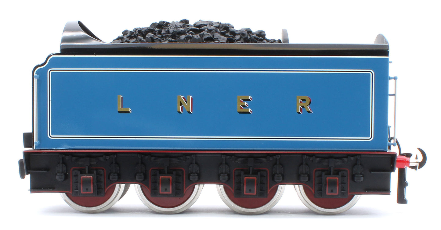 E/36-B2-WB P2 Class Streamlined "Wolf Badenoch" 2-8-2 LNER Garter Blue No. 2006 Steam Locomotive
