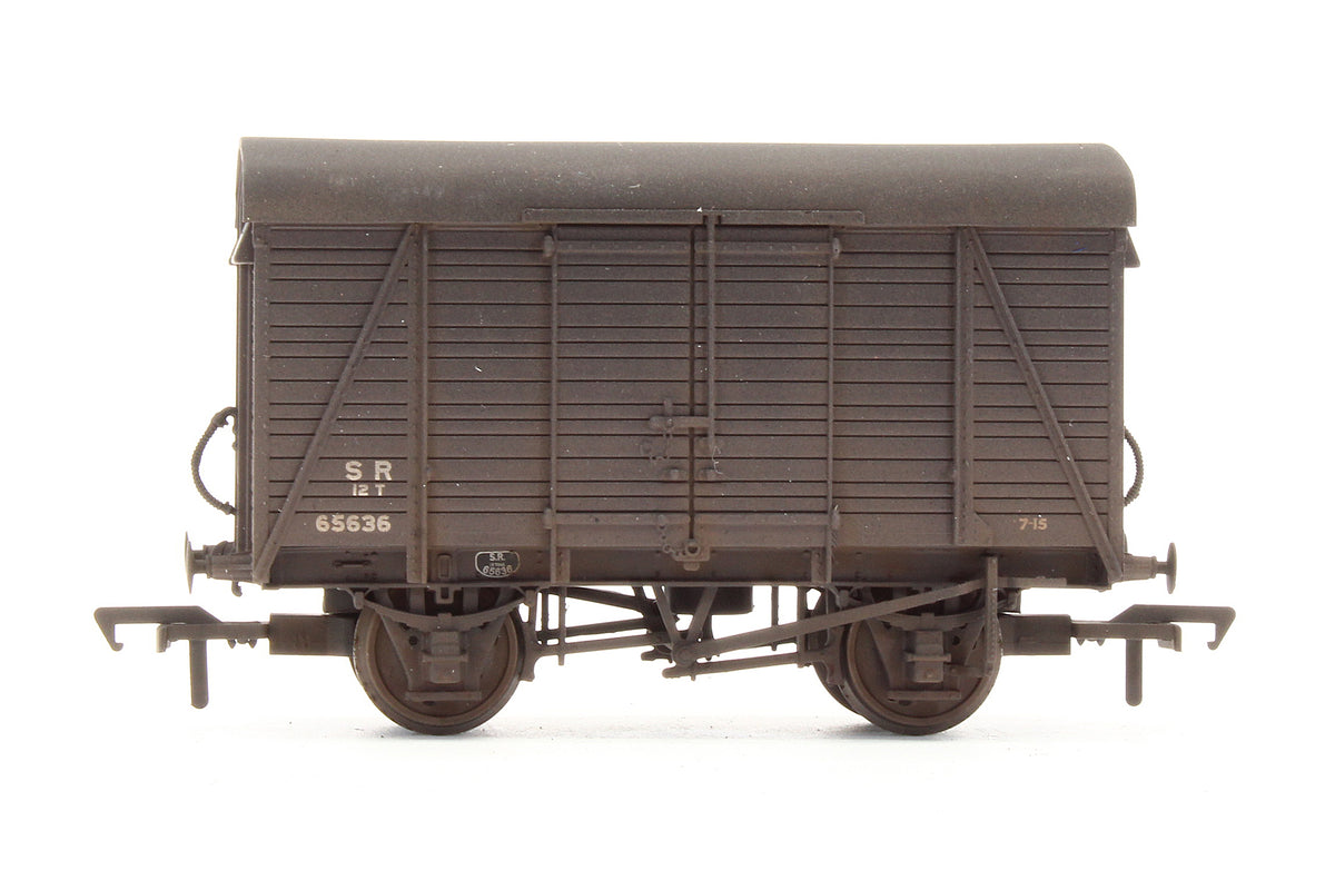 Pre-Owned 12T Southern 2+2 Plank Vent Van SR Brown No.65636 - Custom Weathered