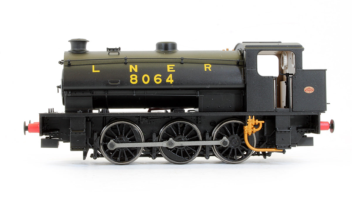 LNER Black Original Bunker 0-6-0 J94 '8064' Steam Locomotive