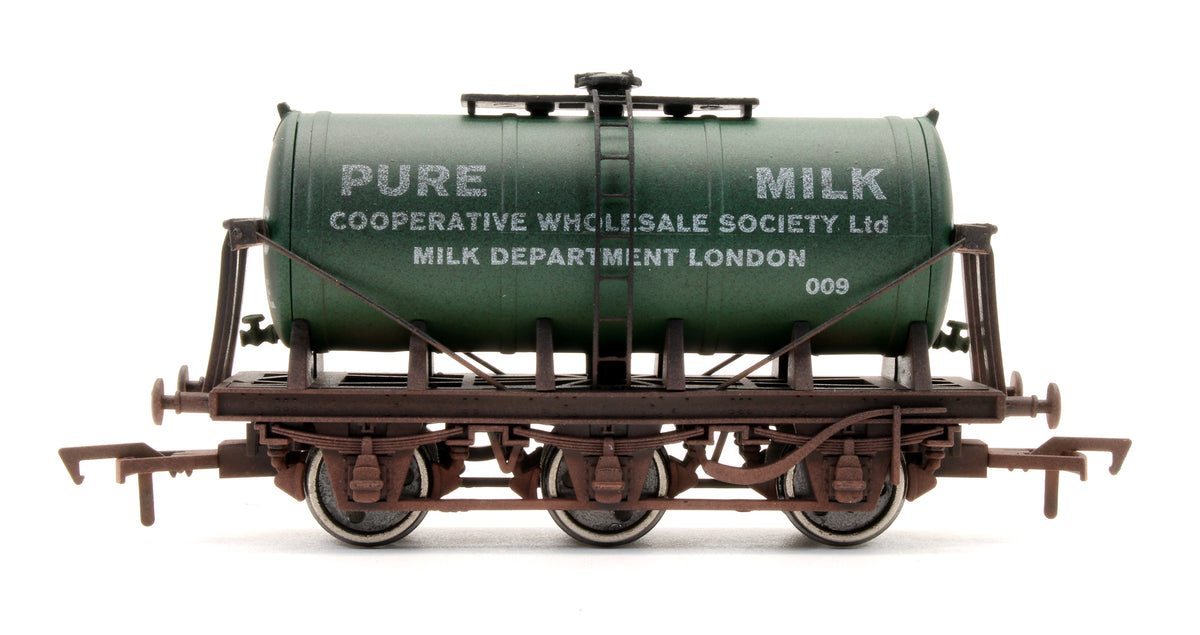 Pre-Owned Pure Milk Cooperative Ltd 6 Wheel Tanker No.009 (Weathered) - Limited Edition