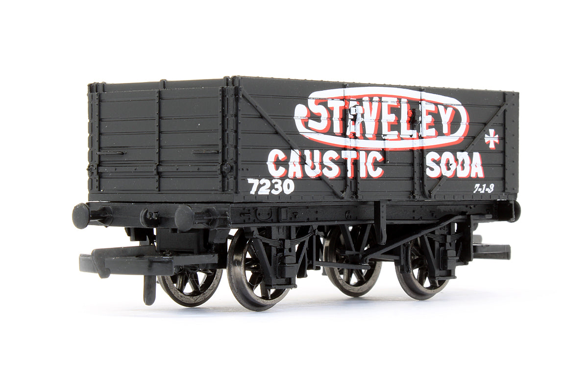 Pre-Owned R6811 7 Plank Wagon 'Staveley' No.7230