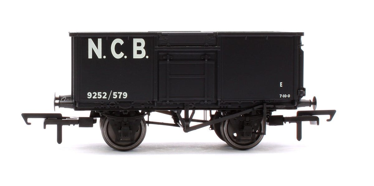 Pre-Owned BR 16T Mineral - 1/108 - NCB (Bates Colliery) Black Triple Pack - Pack R