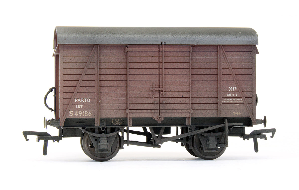 Pre-Owned 12 Ton Southern Planked Vent Van BR (S) Bauxite - Custom Weathered