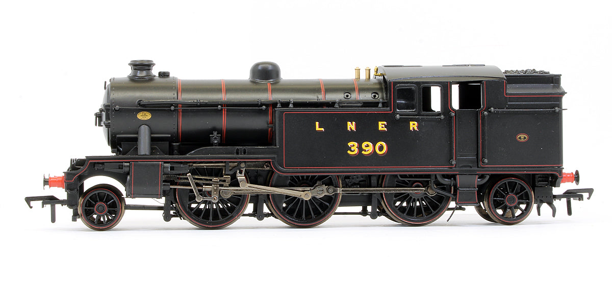 Pre-Owned LNER Class V3 Tank '390' LNER Lined Black Steam Locomotive
