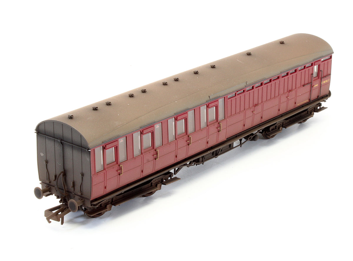 Pre-Owned BR Gresley Suburban 3rd Class Brake Coach 'E86156E' - Custom Weathered.