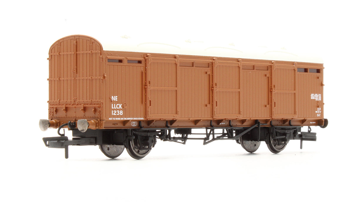 Pre-Owned LNER Extra Long CCT Van No.1238
