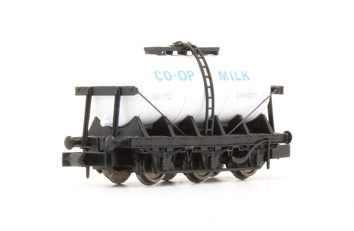 Pre-Owned 6 Wheel Milk Tanker CO-OP London No.172