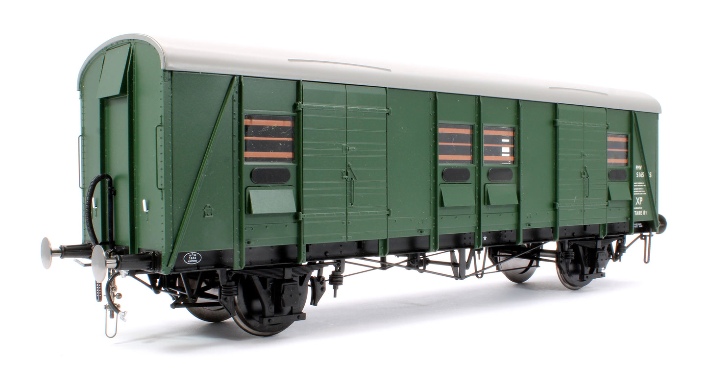 SR Parcels & Miscellaneous Van (PMV) S1656S BR(S) green (plywood body)