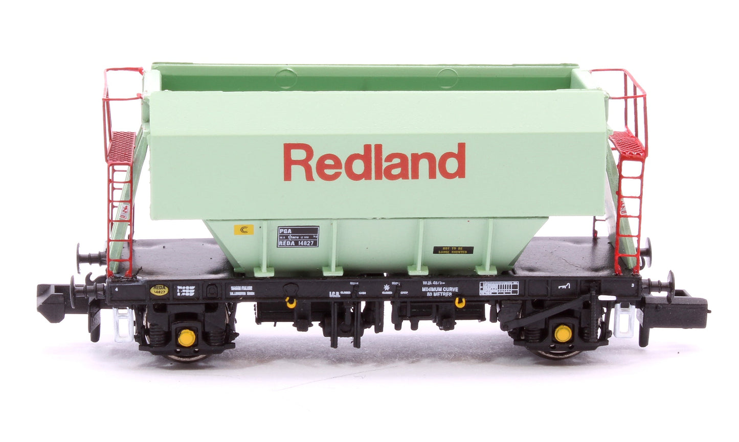 Pre-Owned CM PG012 N (R) TP (C) Set of 3 Redland PGA 51T Hopper Wagons