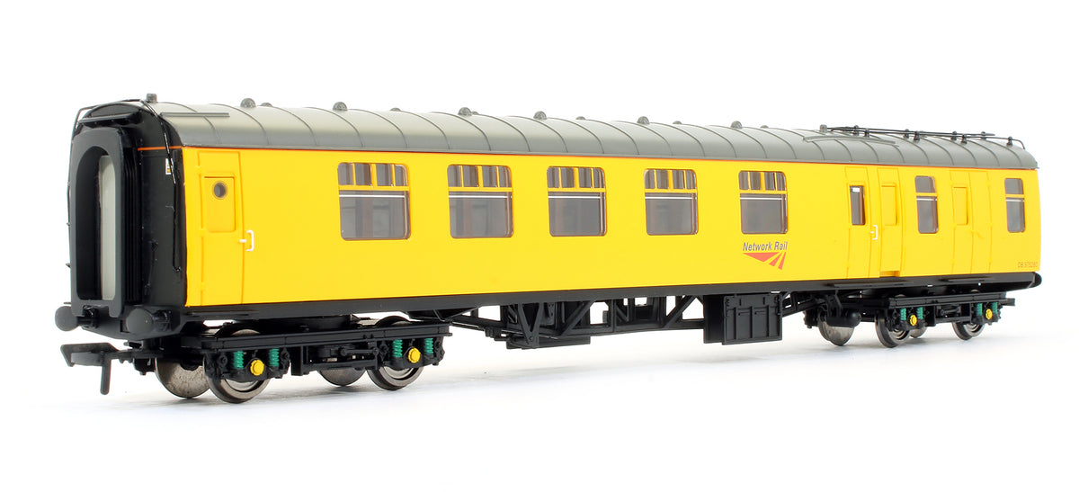 Bachmann 39225ZPO PreOwned BR MK1 Generator & Staff Coach Network Rail Rails of Sheffield