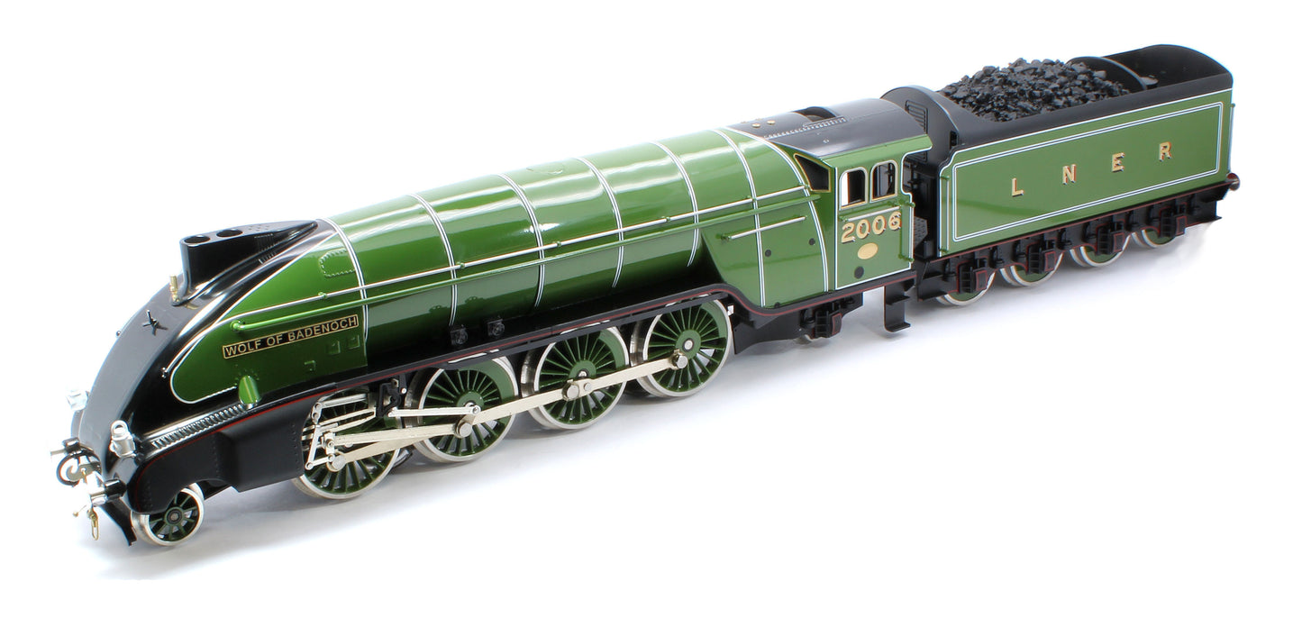 E/36-B1-WB P2 Class Streamlined "Wolf of Badenoch" 2-8-2 LNER Lined Apple Green No. 2006 Steam Locomotive