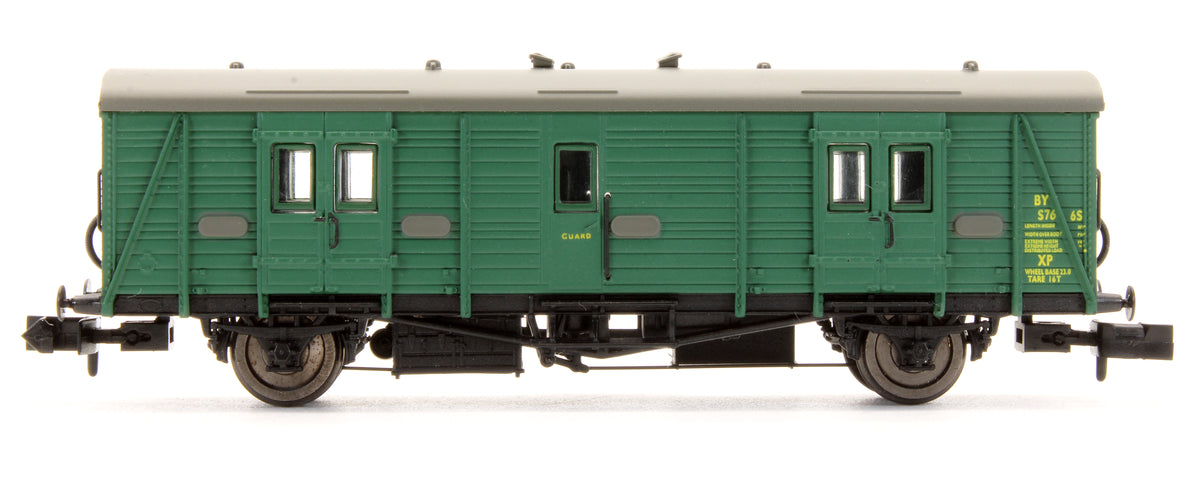 Pre-Owned Maunsell Coach BR Brake Van SR Green 766