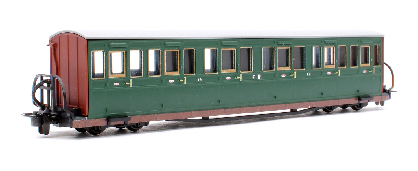 Ffestiniog Railway Long 'Bowsider' Bogie Coach, Colonel Stephens Green, No. 19