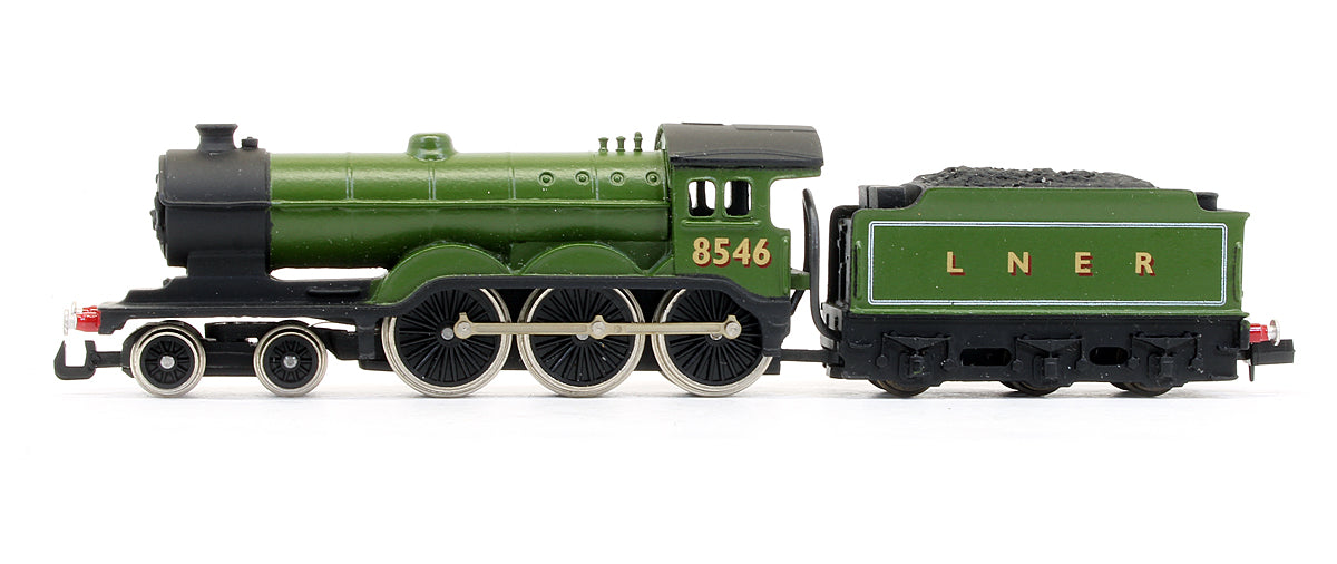 Pre-Owned Class B12/3 4-6-0 LNER Green '8546' Steam Locomotive