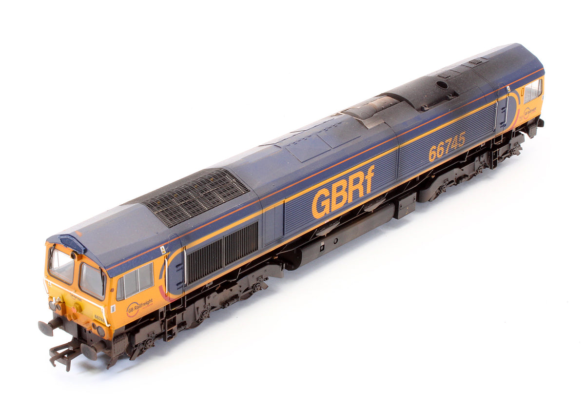 32-727X Pre-Owned Class 66745 GBRf Europorte 'Modern Railways' Diesel Locomotive - Custom Weathered - DCC Fitted