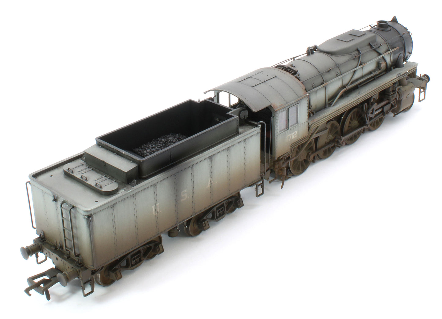 Bespoke Weathered 926003 USATC S160 2-8-0 LNER Wartime Light Grey U.S.A on Tender No.1712 Steam Locomotive - Deluxe Weathered