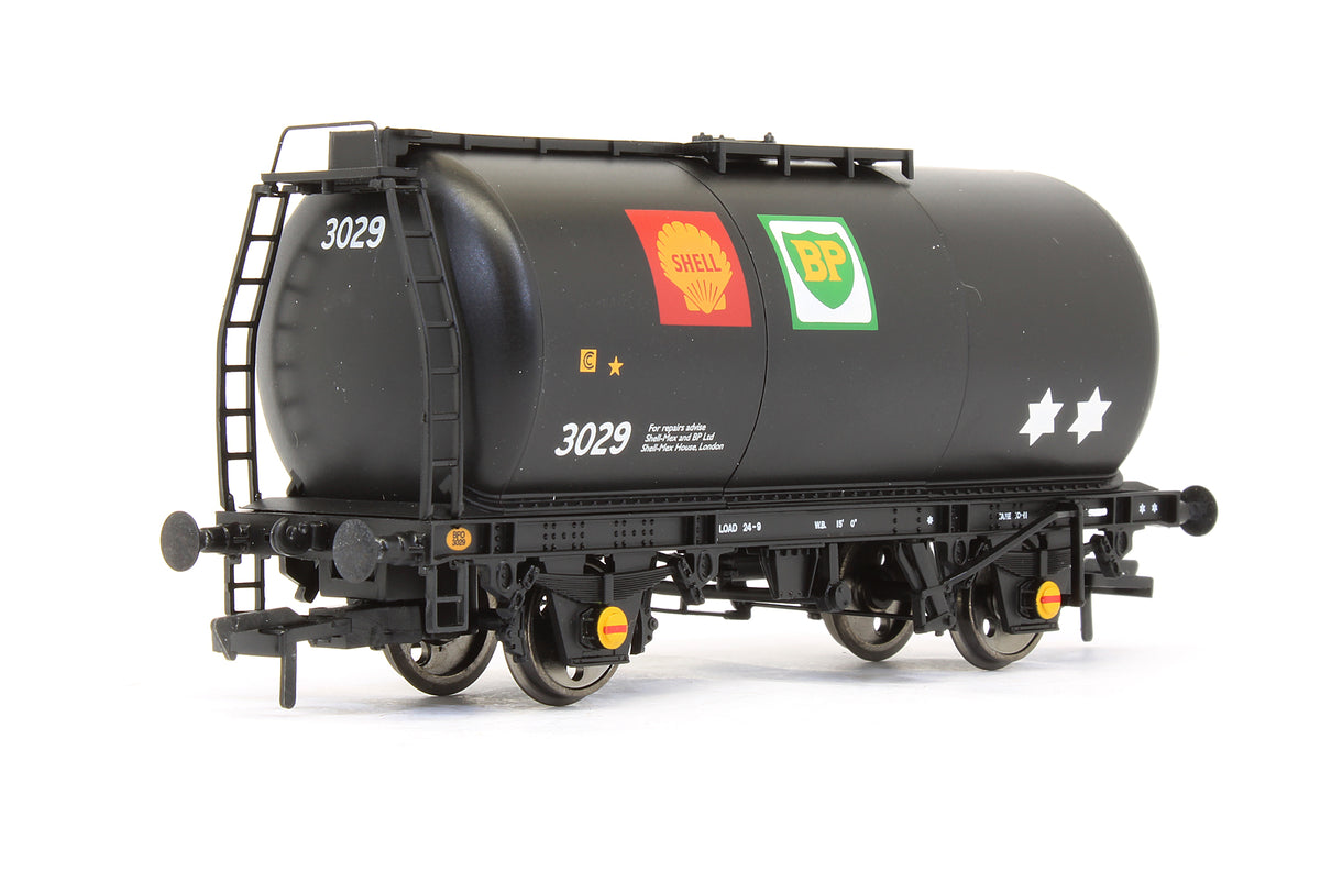 Pre-Owned TTA Tank Wagon 'Shell BP' Black '3029'