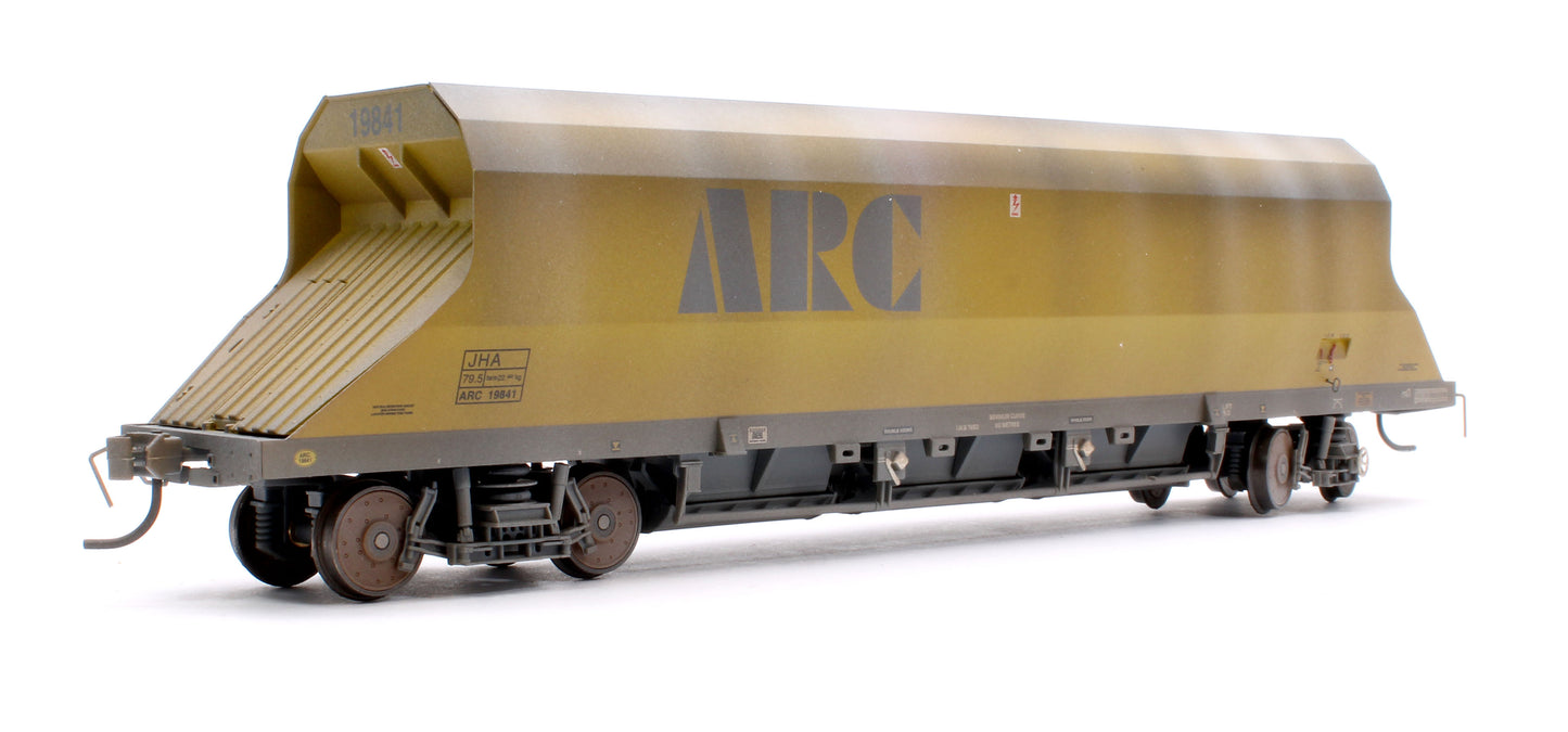 Custom Weathered P & D JHA (middle hopper) ARC Olive & Grey 19841