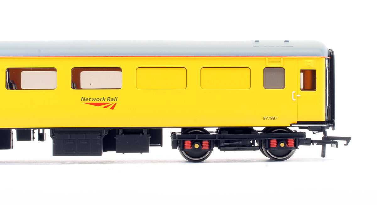 Pre-Owned R4901 Network Rail MK2F 2nd Open Coach ''977997'